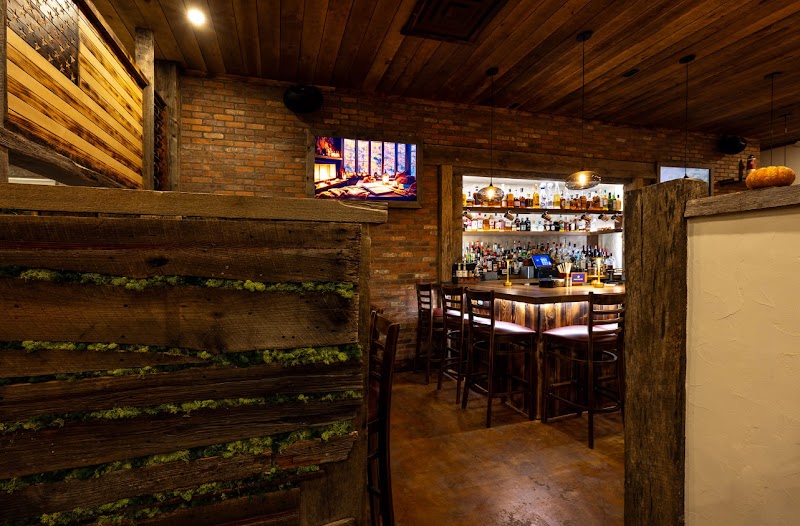 Basilico Restaurant & Bar