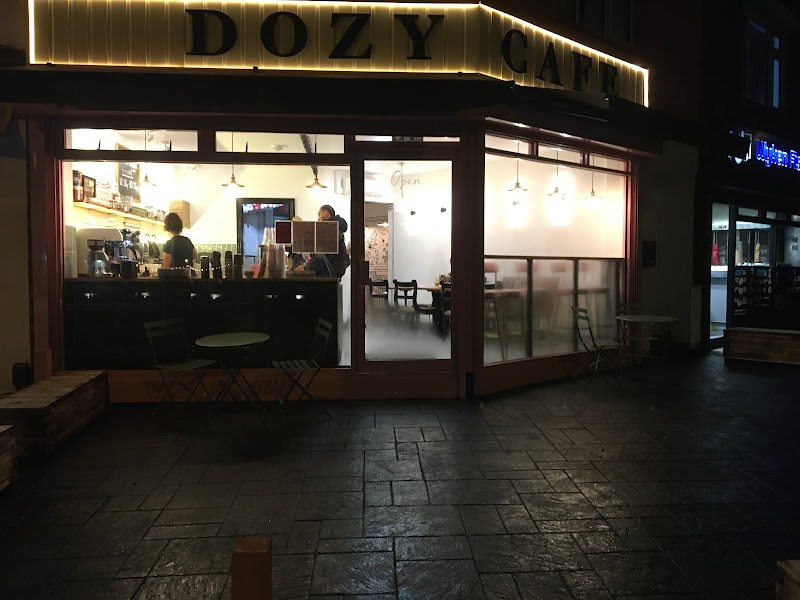 Dozy Cafe